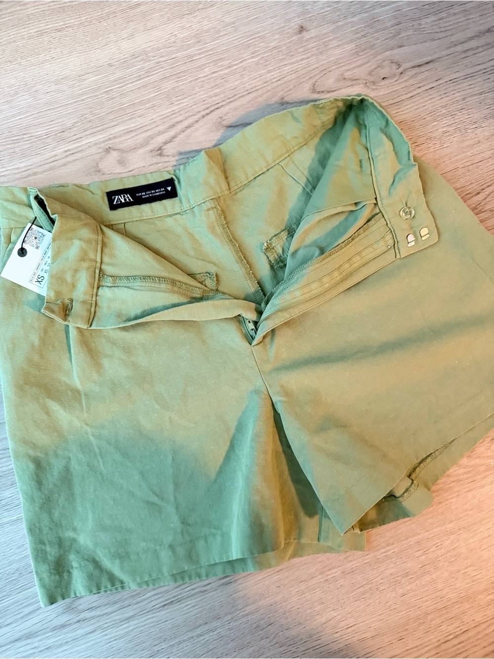 Zara set: Boho Cream Blouse and Shorts - Picture 6 of 12